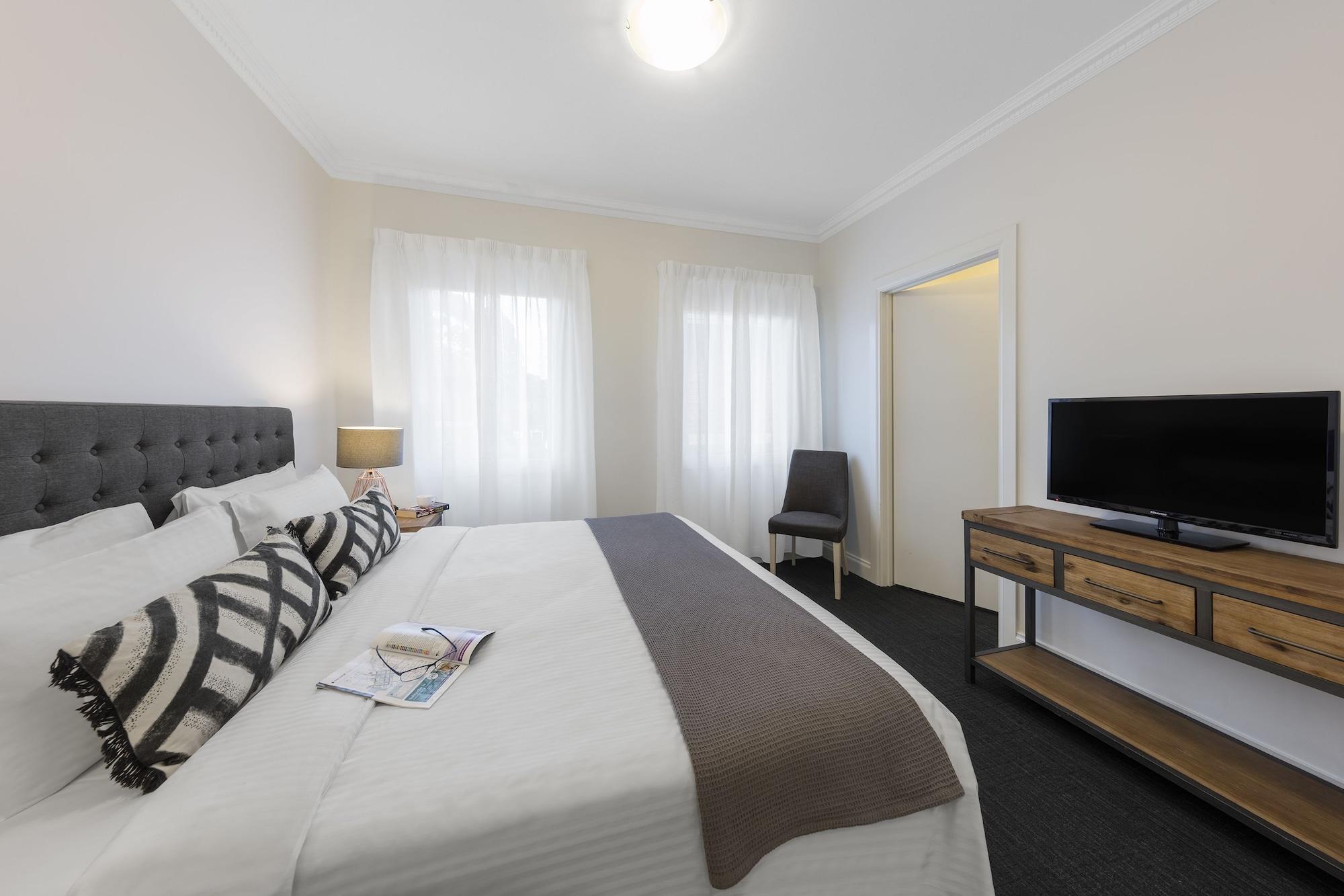 Kimberley Gardens Hotel, Serviced Apartments And Serviced Villas Melbourne Exterior photo