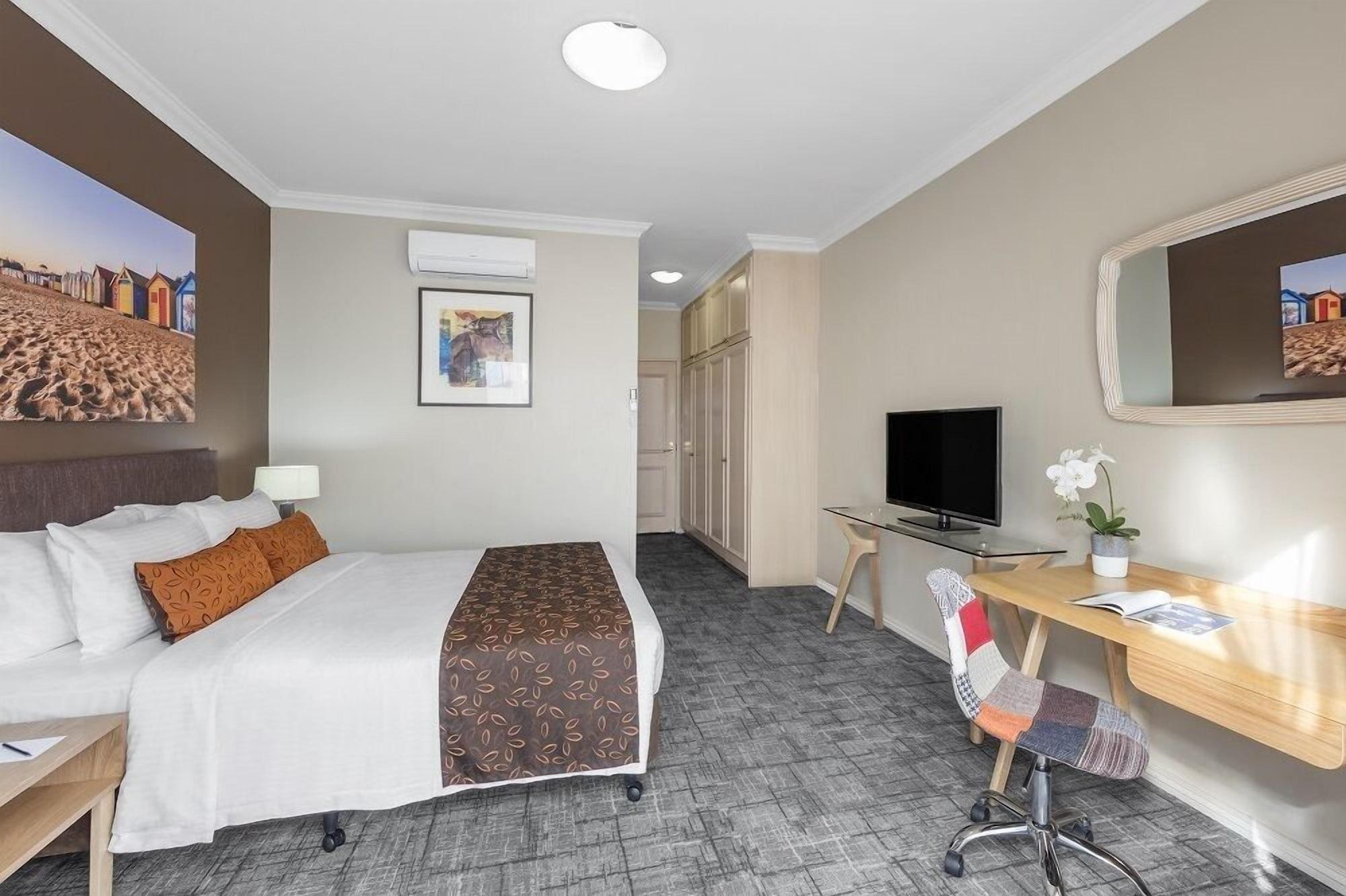 Kimberley Gardens Hotel, Serviced Apartments And Serviced Villas Melbourne Exterior photo
