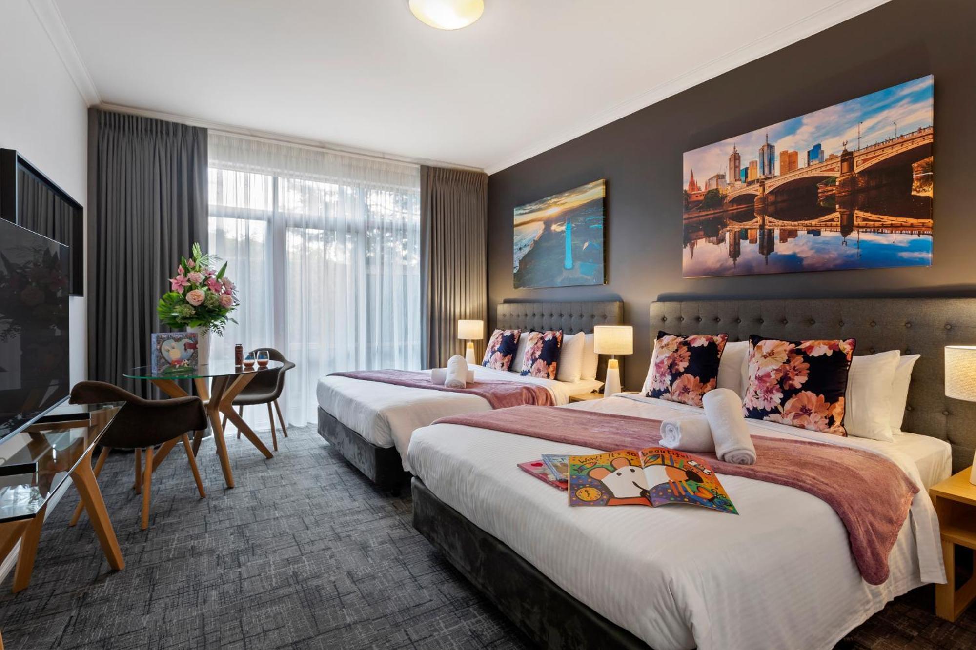 Kimberley Gardens Hotel, Serviced Apartments And Serviced Villas Melbourne Exterior photo