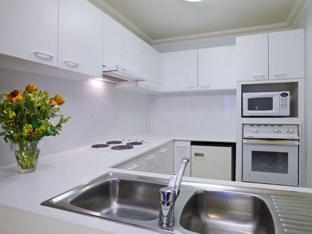 Kimberley Gardens Hotel, Serviced Apartments And Serviced Villas Melbourne Exterior photo